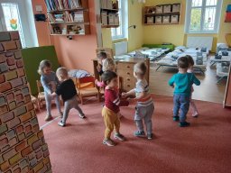 Ptáčci poslové jara