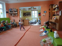 Ptáčci poslové jara