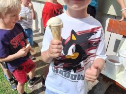 ZVONEČEK - ČERVEN 2