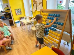 ZVONEČEK - ČERVEN 2