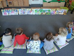 BŘEZEN MĚSÍC KNIHY