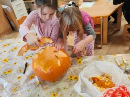 LISTOPAD U LIŠTIČEK