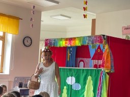 Divadlo Koloběžka - Pruhovaná pohádka