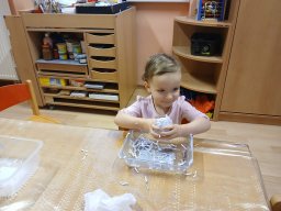 Čertíci ťukají na vrátka