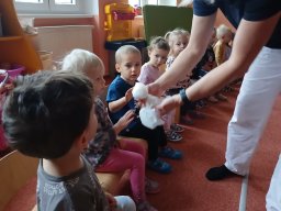 Buchy, buchy, buch, v domě straší duch