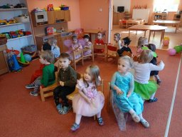 Karneval v Kopretince