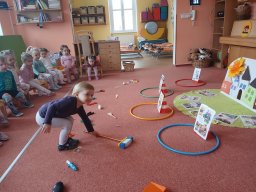 Ten dělá to a ten zas tohle