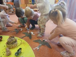 Ptáčci poslové jara