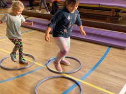 SPORTOVNÍ DOPOLEDNE V ZŠ U LESA